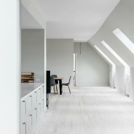 Majestic 300m2 Διαμέρισμα *