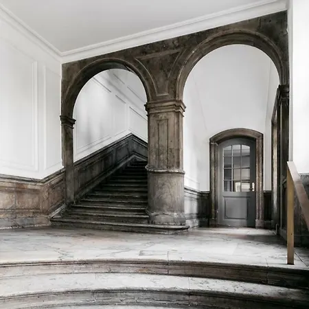 Majestic 300m2 Apartment *